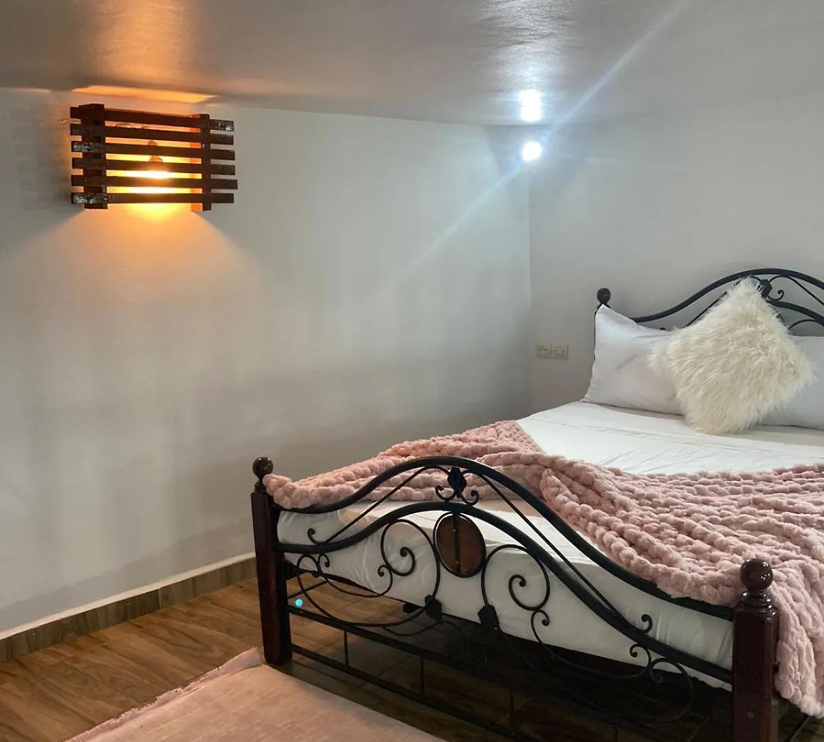 Yousurf Surf House As-Suwajra