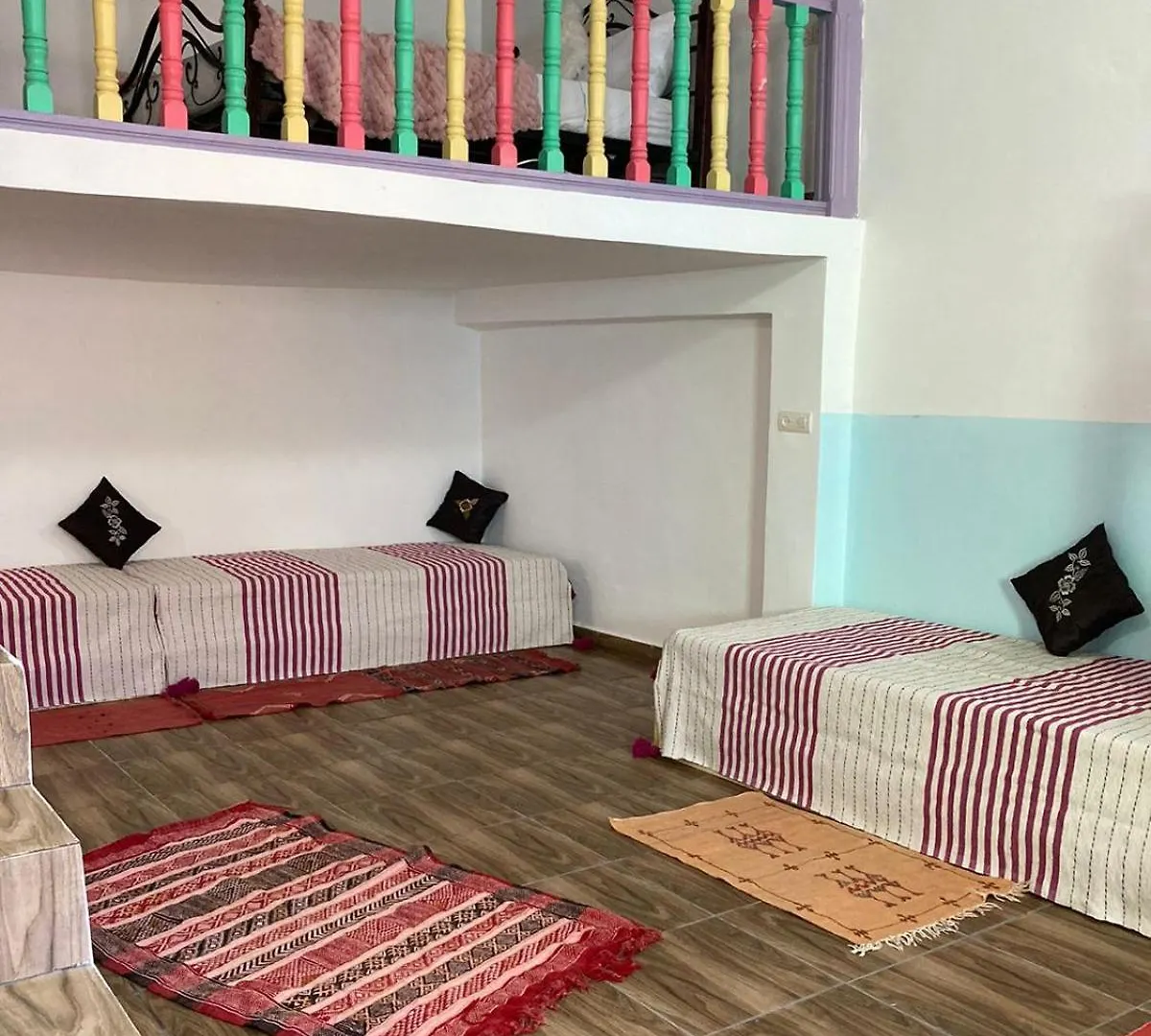Yousurf Surf House As-Suwajra 0*,